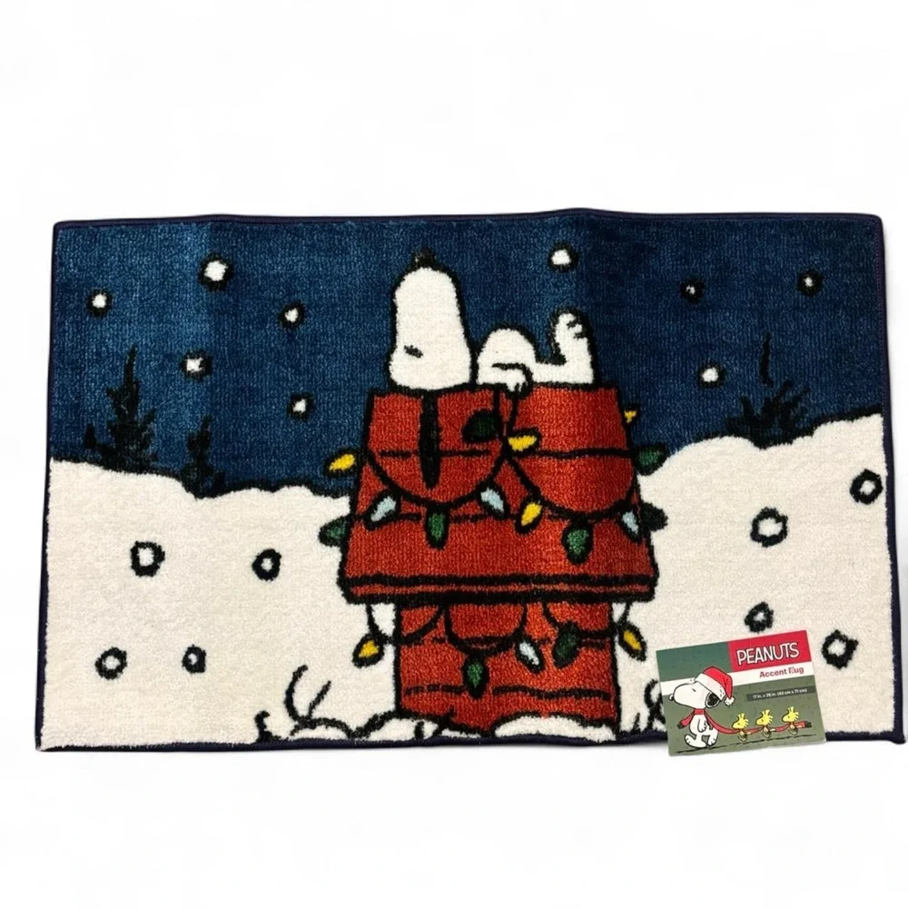 Peanuts Holiday Snoopy Rug with Red and White